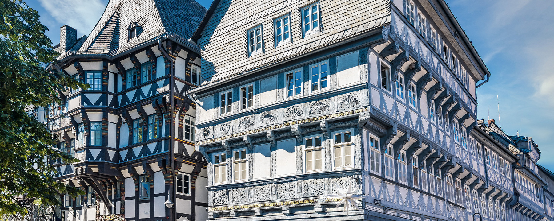 Die Altstadt von Goslar besticht durch eine mittelalterliche Architektur mit gut erhaltenen Fachwerkhäusern