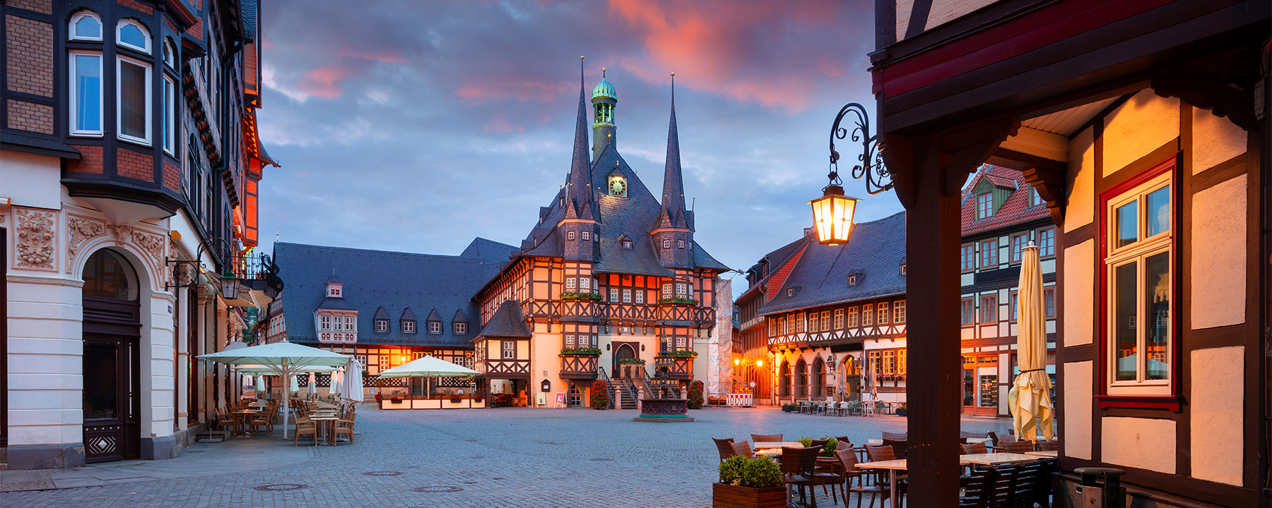 Das Rathaus von Wernigerode stammt aus dem 15. Jahrhundert und ist eines der schönsten Fachwerkhäuser Deutschlands