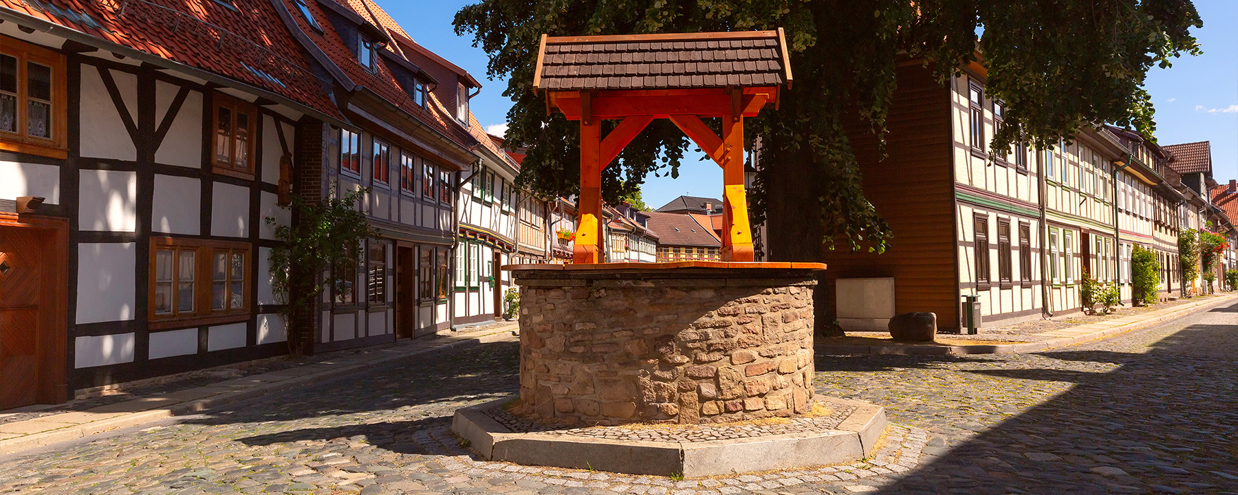 Wernigerode ist bekannt für seine prächtigen Fachwerkhäuser, die die Altstadt prägen und eine märchenhafte Atmosphäre schaffen