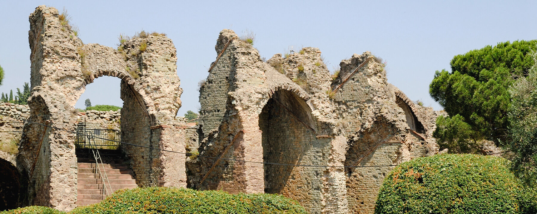 Das Amphitheater von Fréjus ist ein Relikt aus der Römerzeit und diente einst als Schauplatz für Gladiatorenkämpfe