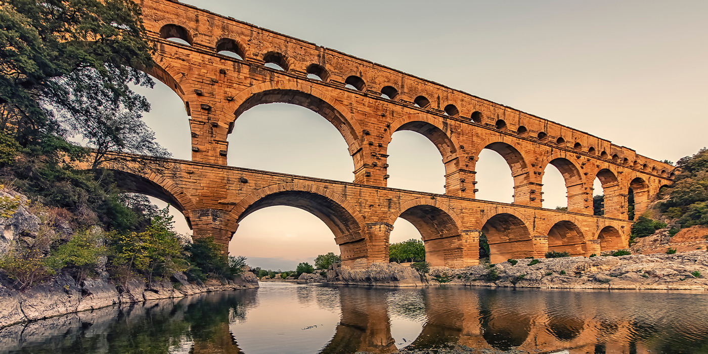 Der Pont du Gard ist eines der am besten erhaltenen römischen Aquädukte und seit 1985 UNESCO-Weltkulturerbe