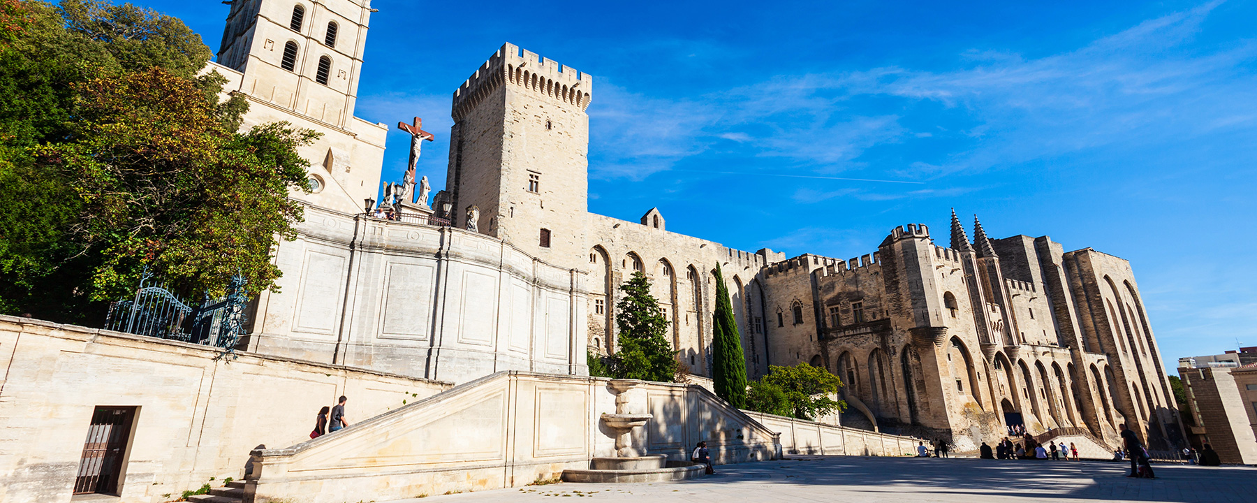 Das Palais des Papes war im 14. Jahrhundert Sitz der Päpste und gehört zum UNSECO Weltkulturerbe