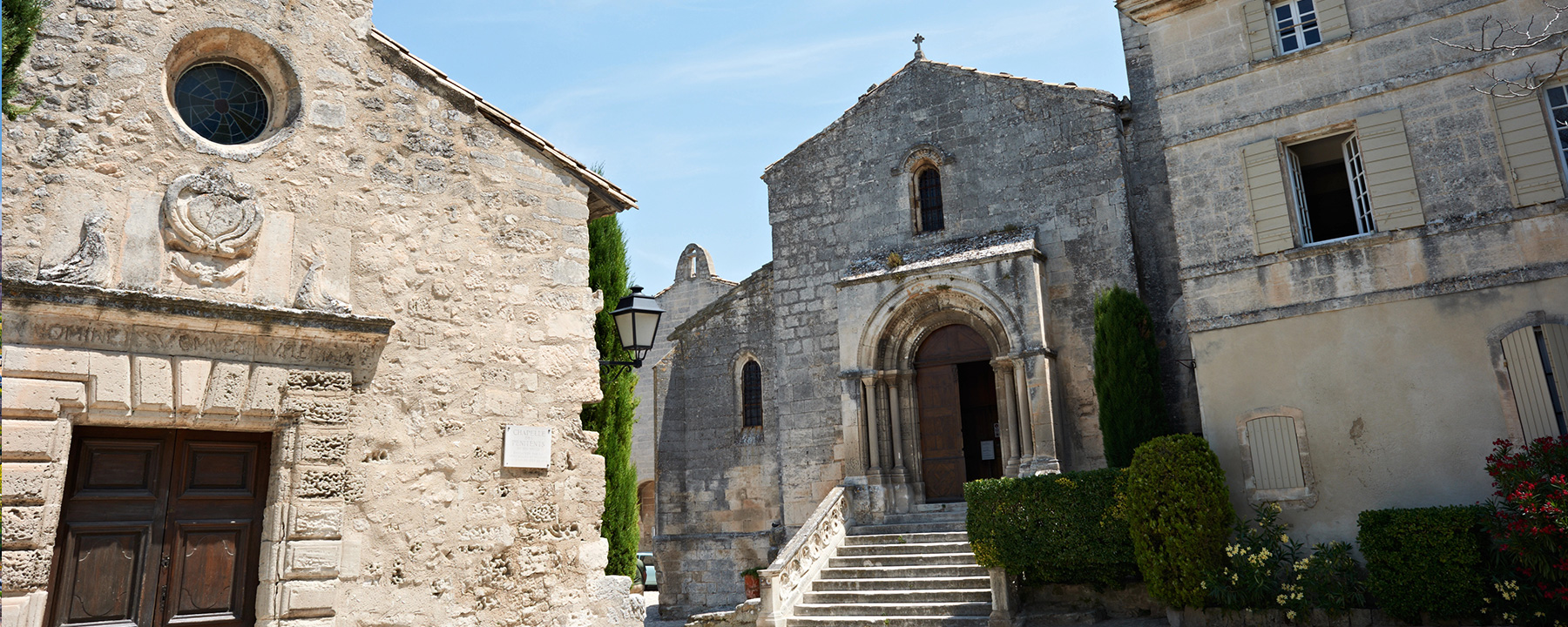 Die kleine Église Saint-Vincent beeindruckt mit ihrer schlichten, aber kraftvollen Architektur