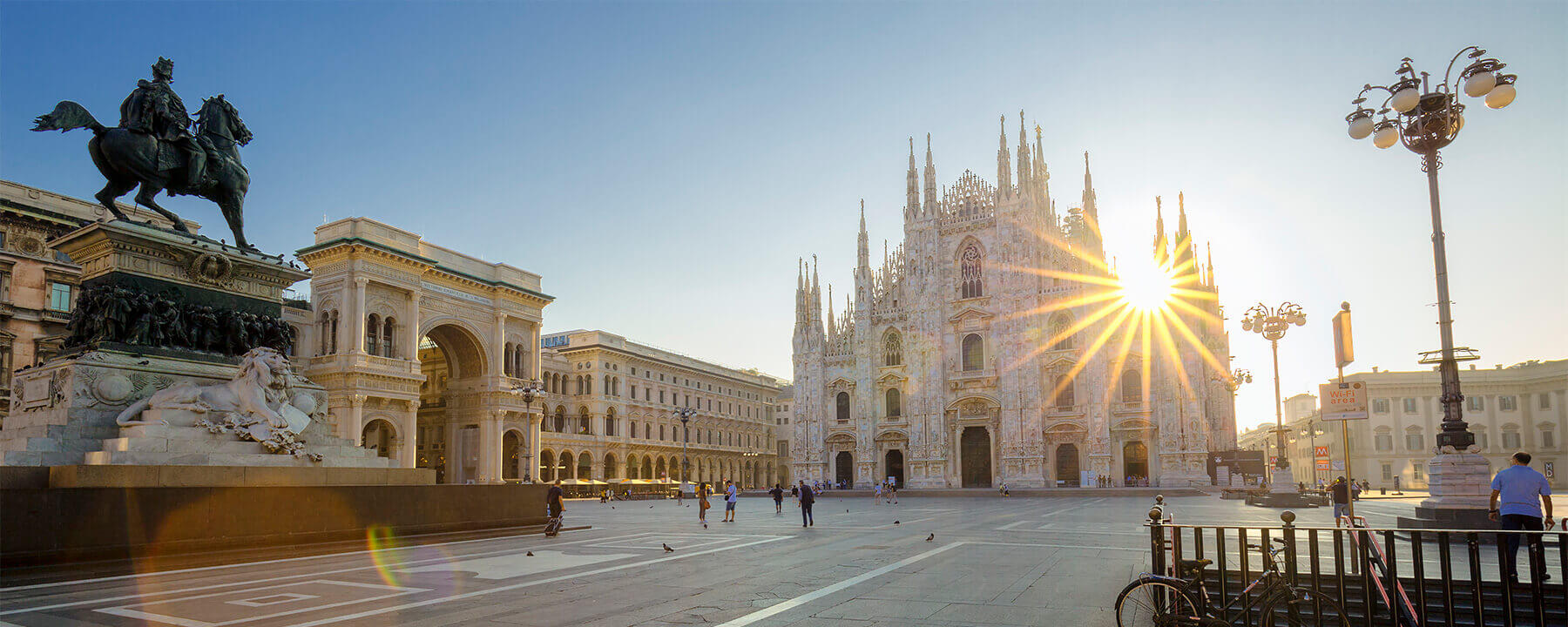 Der Mailänder Dom ist eine beeindruckende gotische Kathedrale und eines der bedeutendsten Wahrzeichen Italiens